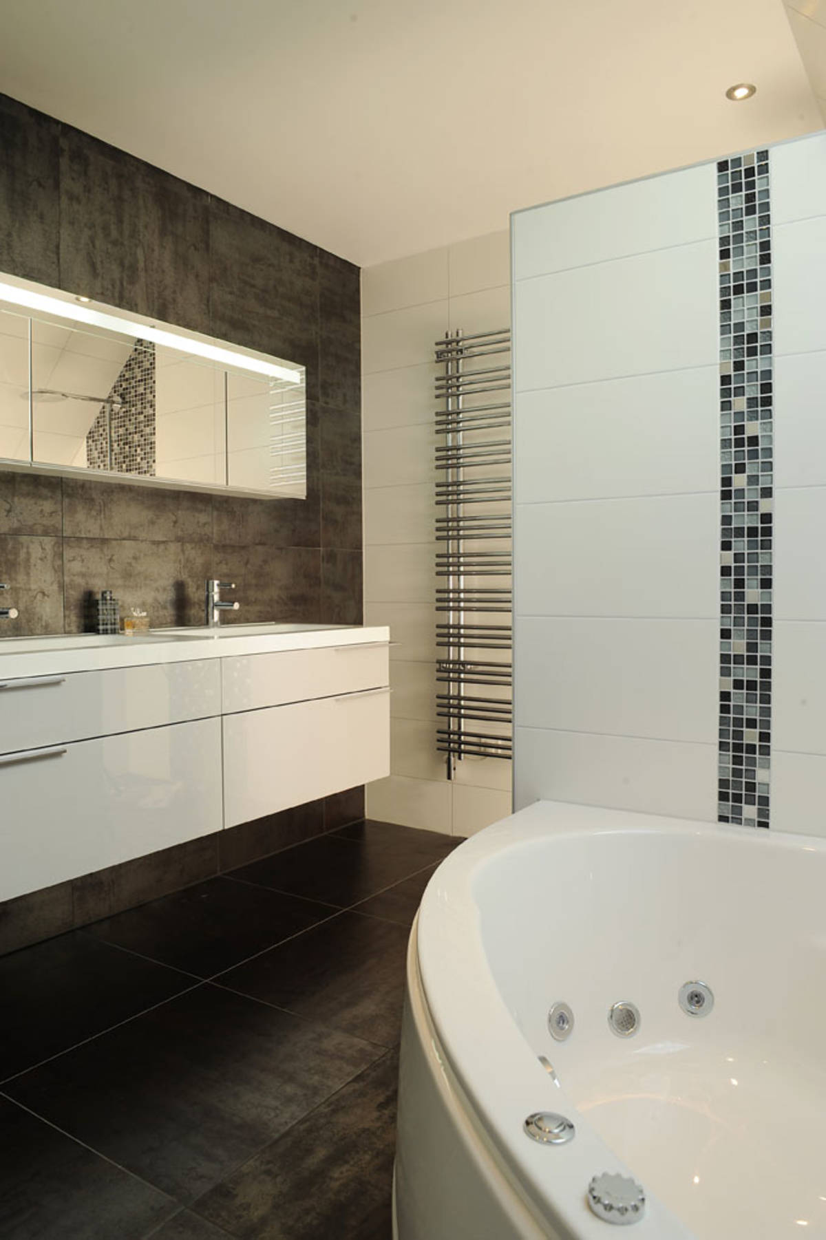 Nouvelle réalisation : Salle de bain moderne à Mulhouse Wittelsheim